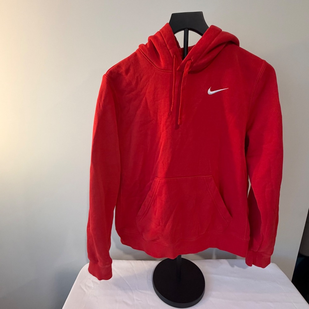 Nike Sportswear Essential Fleece Hoodie Red White Swoosh Pullover Medium